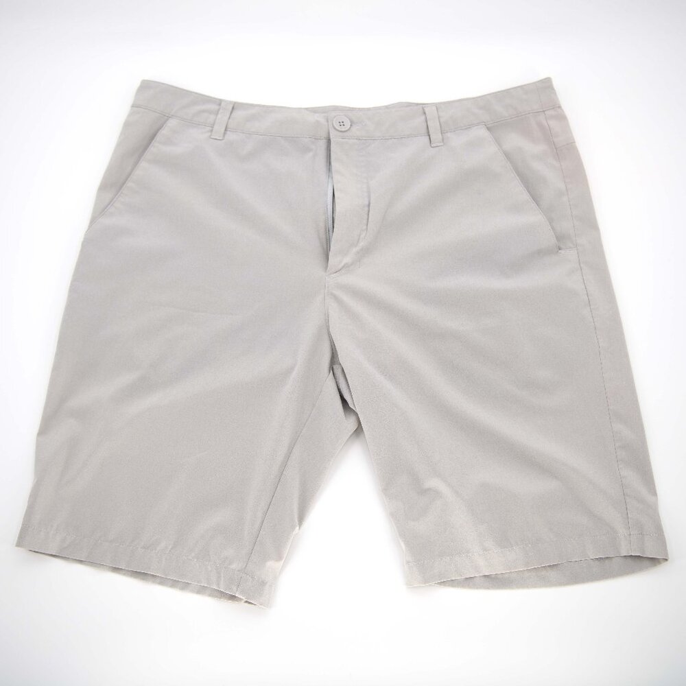 Oakley Golf Shorts / Light Gray / Men's 36